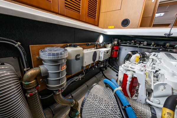 Cheers 35ft Beneteau Yacht For Sale