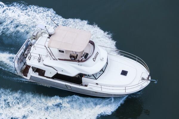 Cheers 35ft Beneteau Yacht For Sale