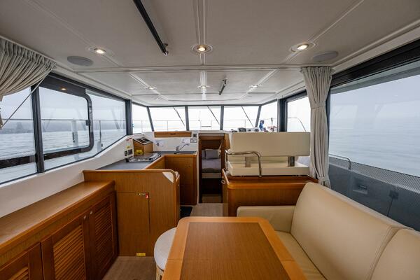 Cheers 35ft Beneteau Yacht For Sale