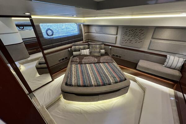 At Last 55ft Sea Ray Yacht For Sale