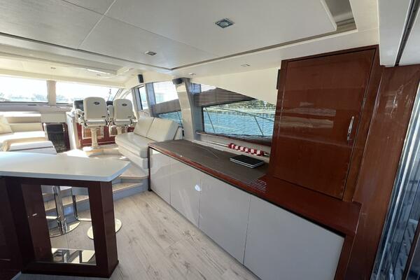 At Last 55ft Sea Ray Yacht For Sale