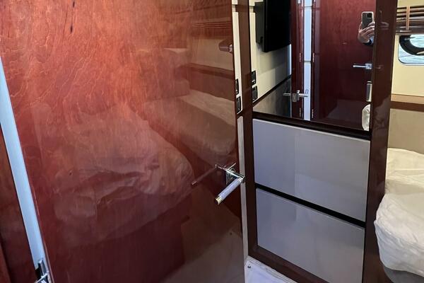 At Last 55ft Sea Ray Yacht For Sale