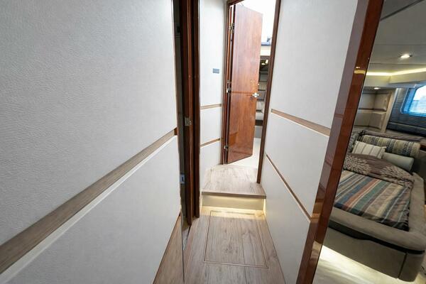 At Last 55ft Sea Ray Yacht For Sale