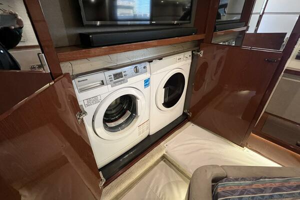 At Last 55ft Sea Ray Yacht For Sale