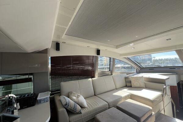 At Last 55ft Sea Ray Yacht For Sale