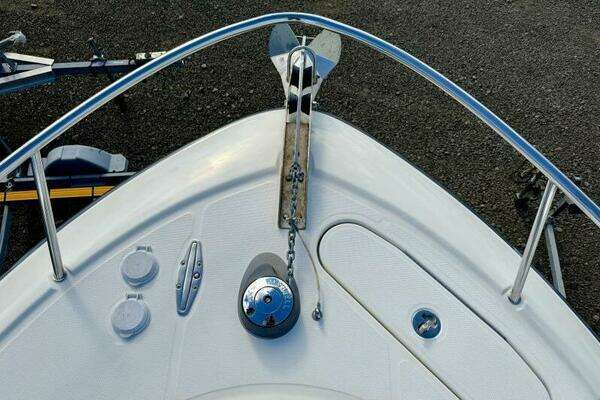 Hydra-Sports 3500 VX Vector Express Yacht For Sale