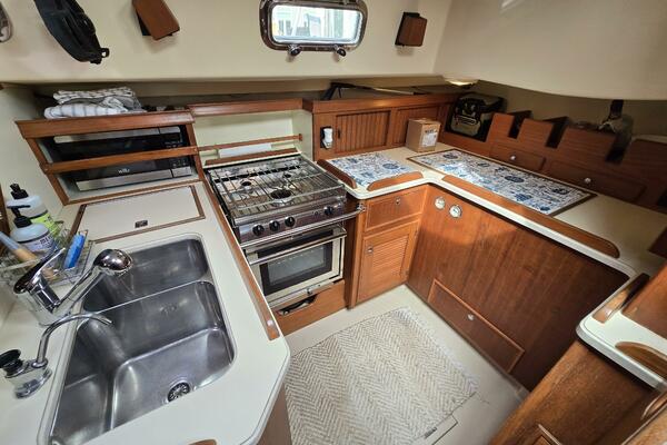 Balabusta 42ft Island Packet Yacht For Sale