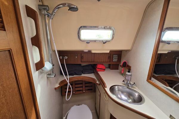Balabusta 42ft Island Packet Yacht For Sale