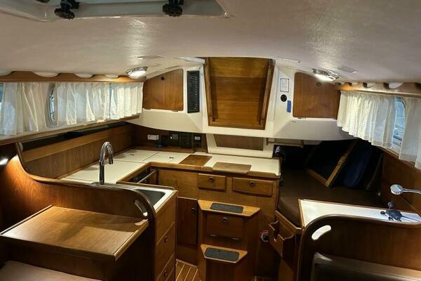 Key 34ft Sabre Yacht For Sale