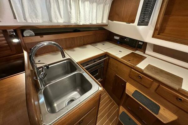 Key 34ft Sabre Yacht For Sale