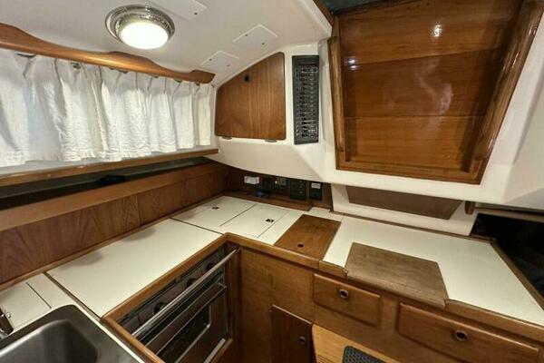 Key 34ft Sabre Yacht For Sale