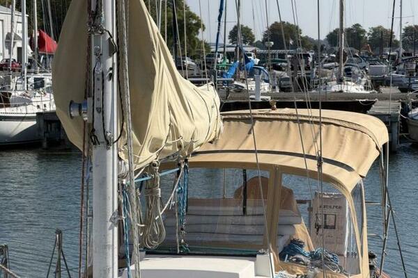 Key 34ft Sabre Yacht For Sale