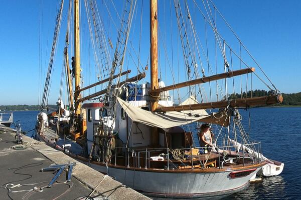 Labora 60ft Custom Yacht For Sale