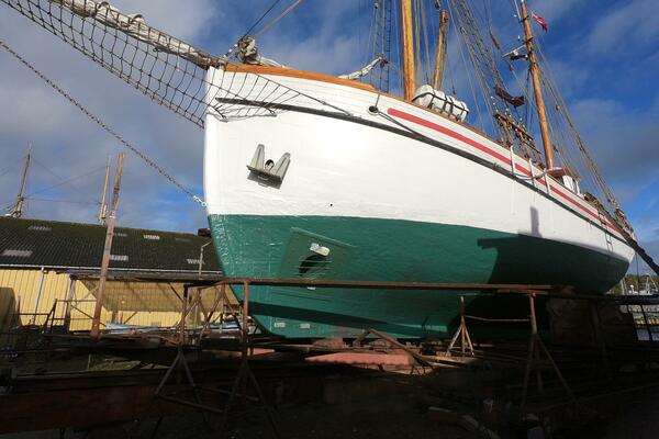 Labora 60ft Custom Yacht For Sale