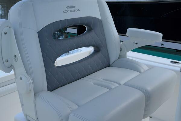 22ft Cobia Yacht For Sale