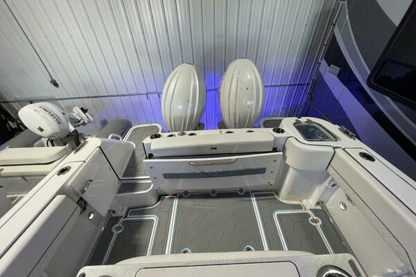 25ft Stingray Yacht For Sale