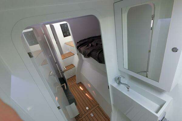 Grainger Barefoot 40 Yacht For Sale