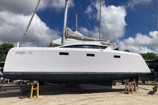 39-ft-Grainger-2017-Barefoot 40-Ventura Phuket  Thailand  yacht for sale