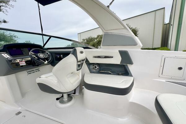 26ft Chaparral Yacht For Sale