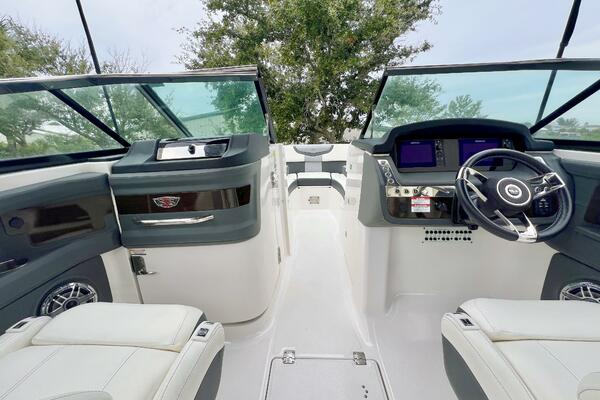 26ft Chaparral Yacht For Sale