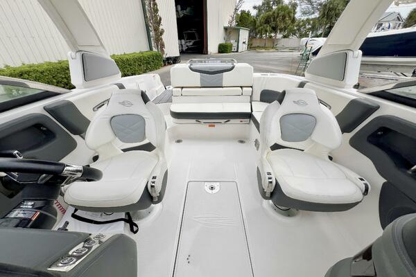26ft Chaparral Yacht For Sale