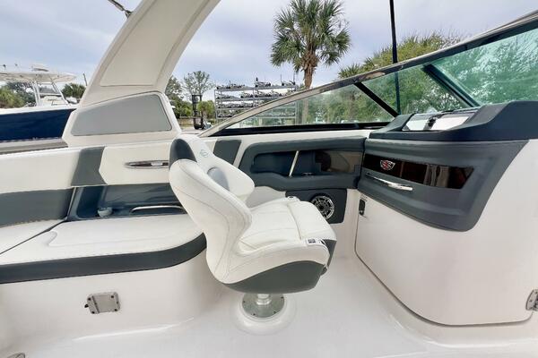 26ft Chaparral Yacht For Sale