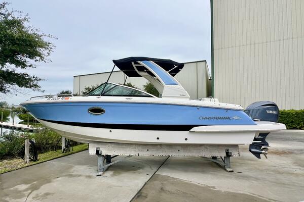 26ft Chaparral Yacht For Sale