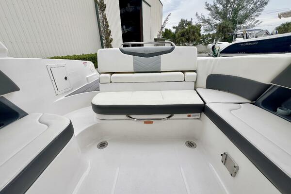 26ft Chaparral Yacht For Sale