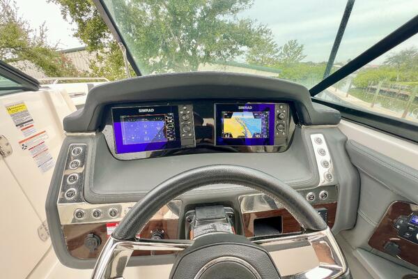 26ft Chaparral Yacht For Sale