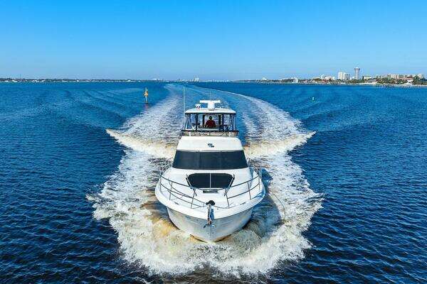 Sea Ray 480 Sedan Bridge Yacht For Sale