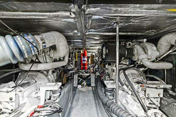 Sea Ray 480 Sedan Bridge Yacht For Sale