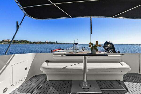 Sea Ray 480 Sedan Bridge Yacht For Sale