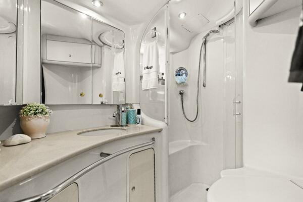 48ft Sea Ray Yacht For Sale