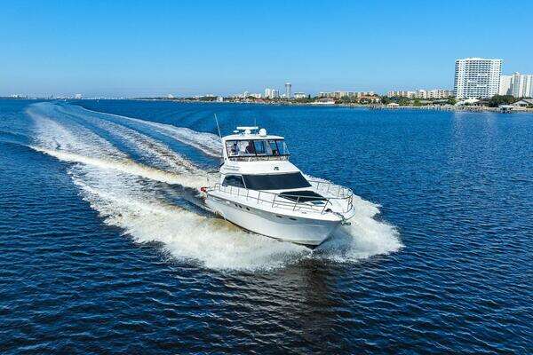 Sea Ray 480 Sedan Bridge Yacht For Sale