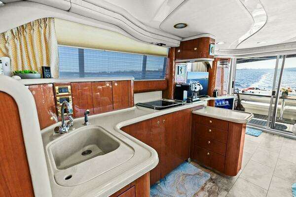 Sea Ray 480 Sedan Bridge Yacht For Sale