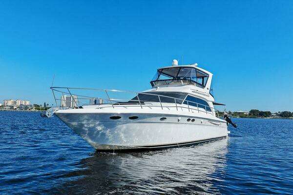 Sea Ray 480 Sedan Bridge Yacht For Sale