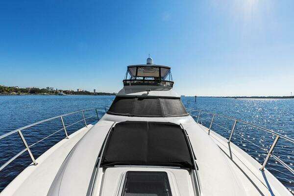 Sea Ray 480 Sedan Bridge Yacht For Sale