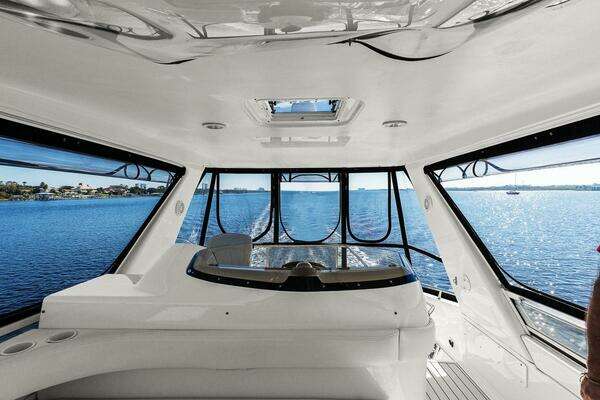 Sea Ray 480 Sedan Bridge Yacht For Sale