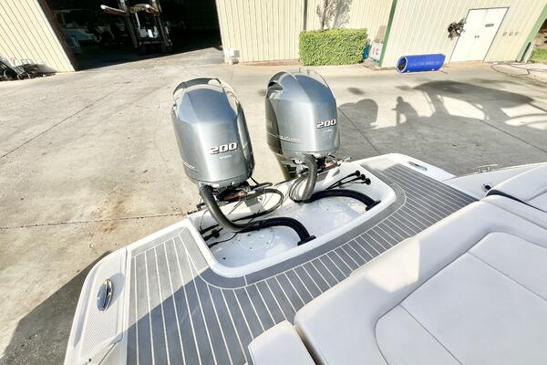 28ft Chaparral Yacht For Sale