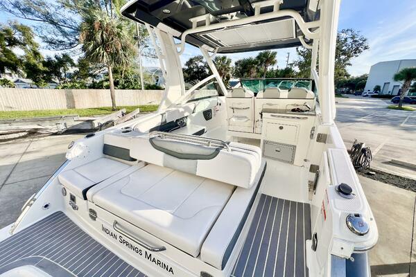 28ft Chaparral Yacht For Sale