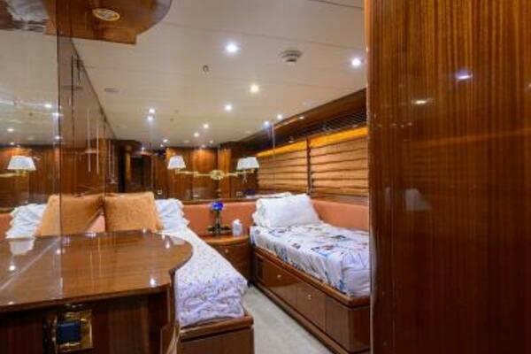 101ft Hargrave Yacht For Sale