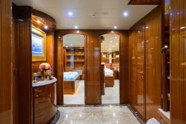 101ft Hargrave Yacht For Sale