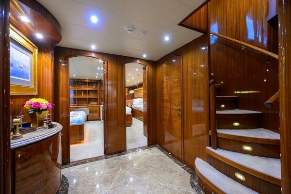 101ft Hargrave Yacht For Sale