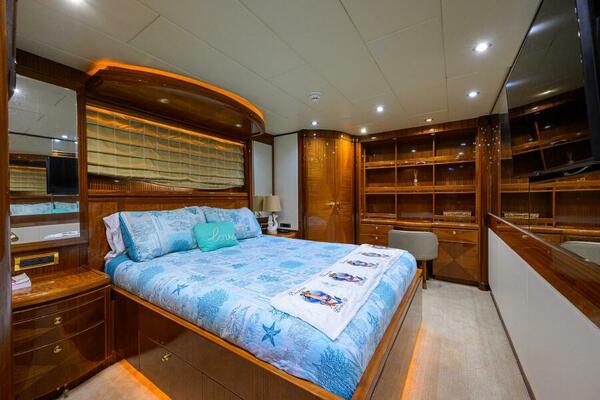 101ft Hargrave Yacht For Sale