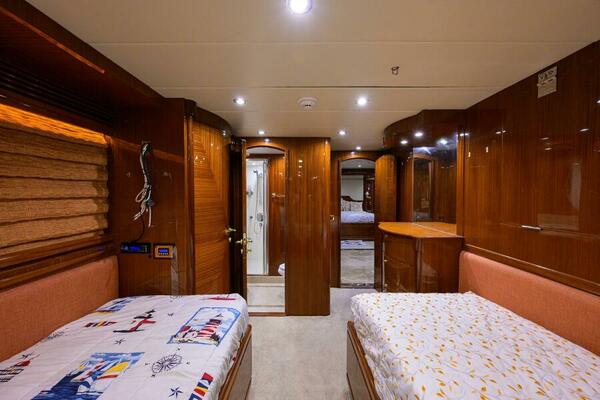 101ft Hargrave Yacht For Sale