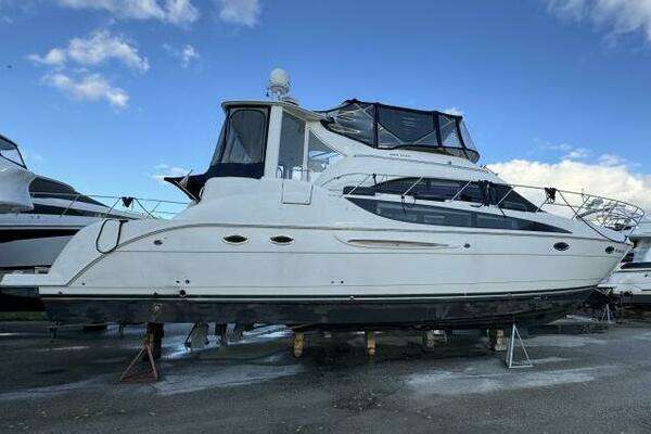 45-ft-Meridian-2008-459 Motoryacht-Done Building-Midland Ontario Canada yacht for sale