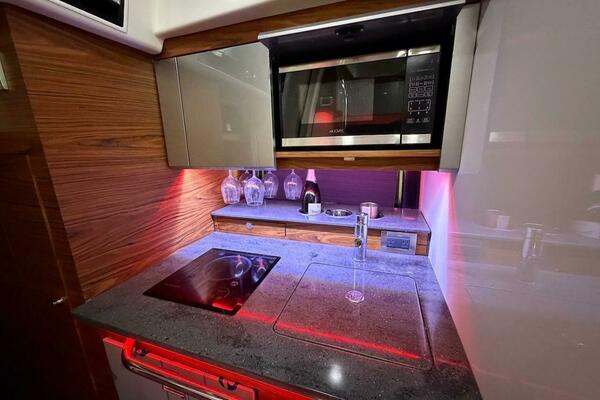 LA GRISSELLE 41ft Boston Whaler Yacht For Sale