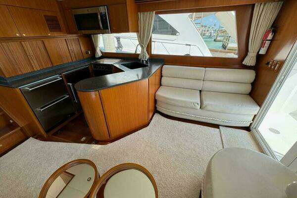 2007 Jefferson 52