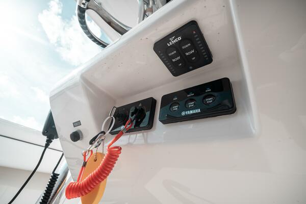 34ft Jupiter Yacht For Sale