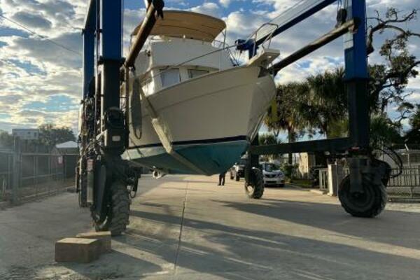 Side Trip 34ft Mainship Yacht For Sale